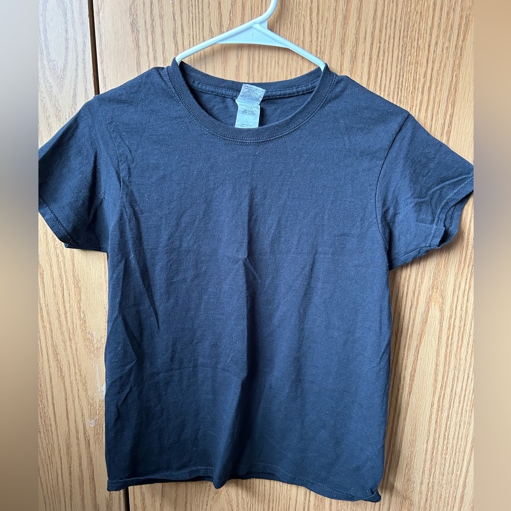 Gildan T-shirt with logo of welding in the back
